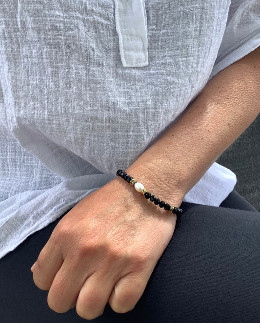 Bracelet Obsidienne & Perle d’eau douce